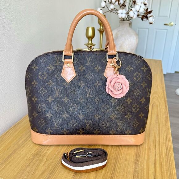 ✅AUTHENTIC✅LOUIS VUITTON ALMA PM - Picture 1 of 17